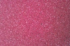 Farbiger Asphalt mit 50 % Verkehrsrot